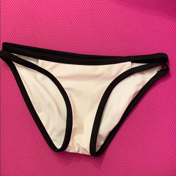 White & Black Bikini Bottoms! - Picture 1 of 4